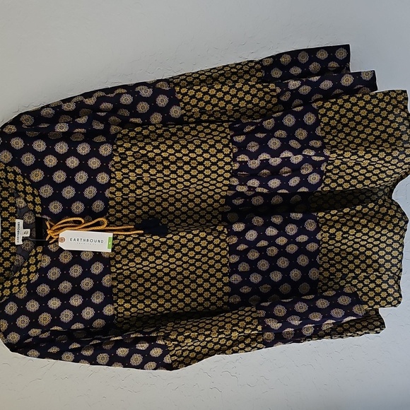 Earthbound Trading Co. Shirt - Picture 16 of 17